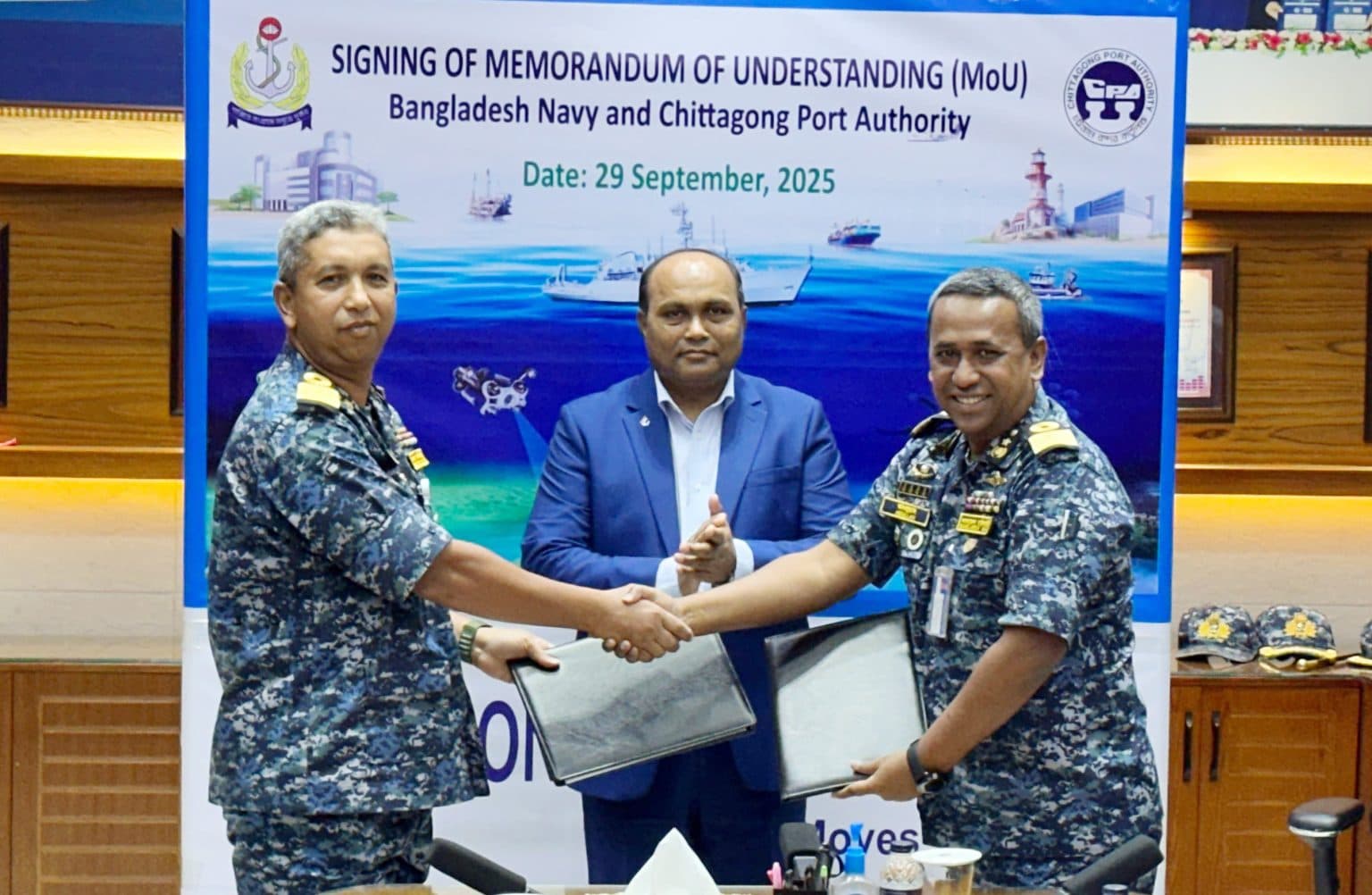 চট্টগ্রাম বন্দর ও নৌবাহিনীর মধ্যে হাইড্রোগ্রাফিক কার্যক্রমে সমঝোতা স্মারক