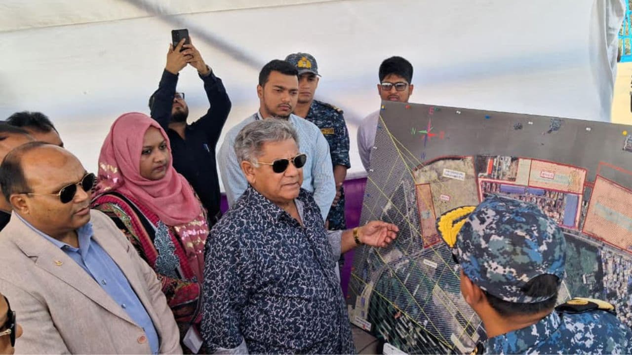 চট্টগ্রাম বন্দরে কনটেইনার ধারণক্ষমতা ১০ হাজার বৃদ্ধি