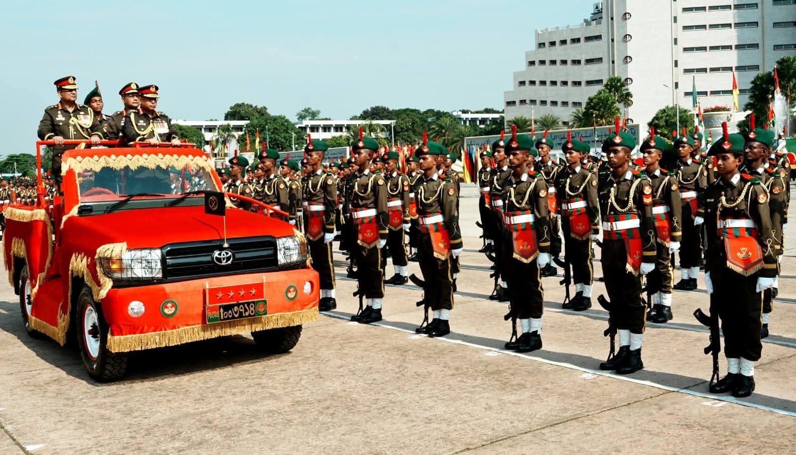 বিএমএ প্যারেড গ্রাউন্ডে রাষ্ট্রপতি কুচকাওয়াজ অনুষ্ঠিত আধুনিক সমরাস্ত্রে সজ্জিত সেনাবাহিনী গড়ে তোলা হবে: সেনাপ্রধান